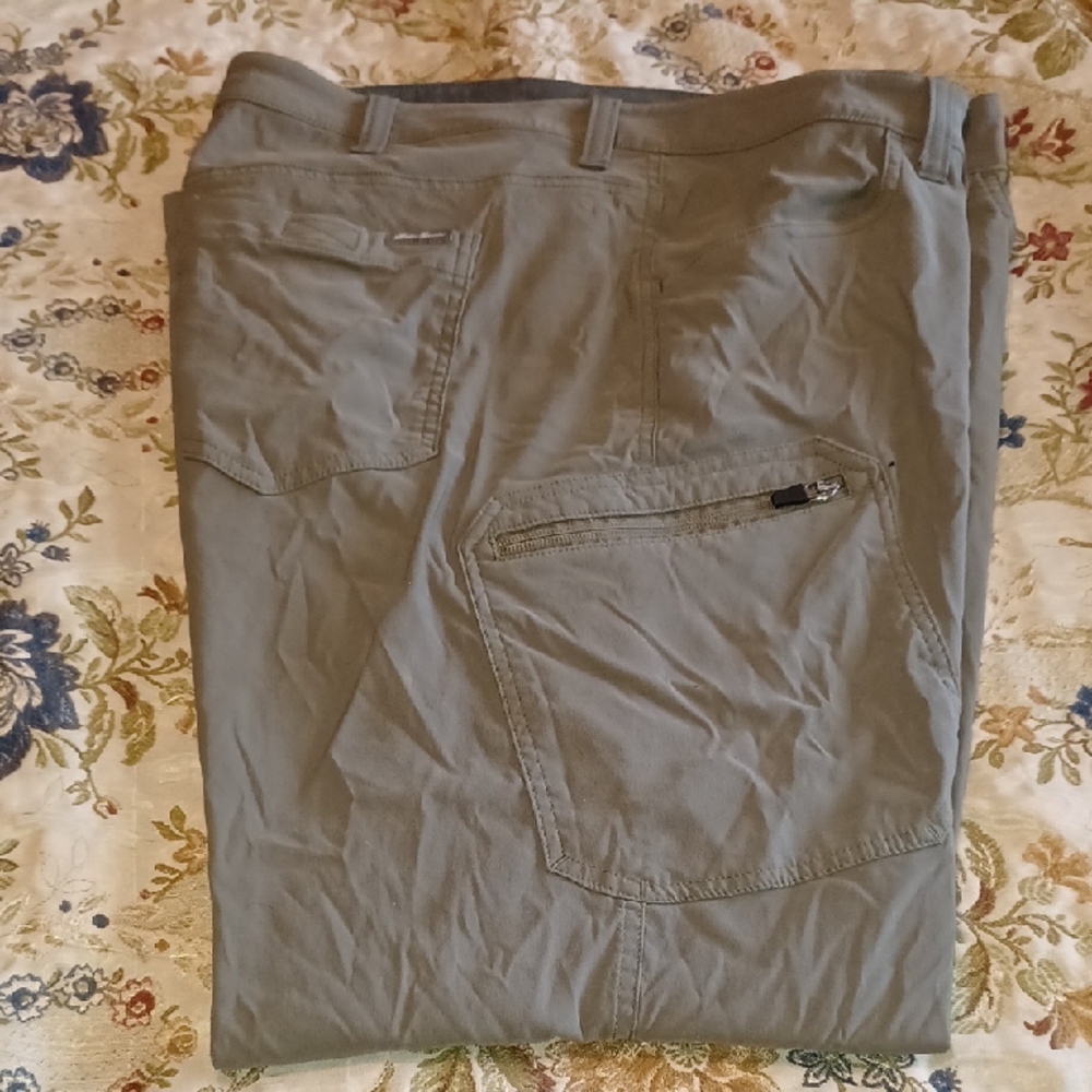 Mens 40x30 Eddie Bauer